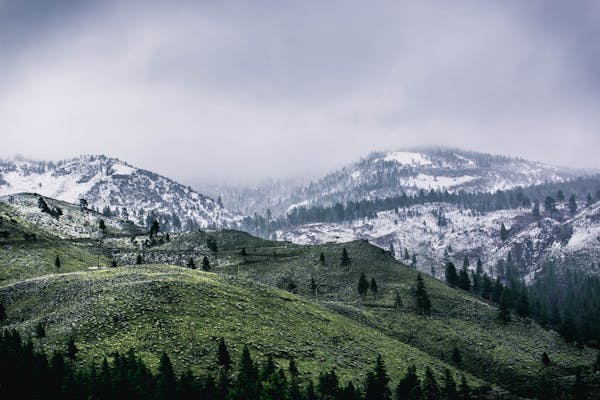 How many feet per mile is considered steep hiking