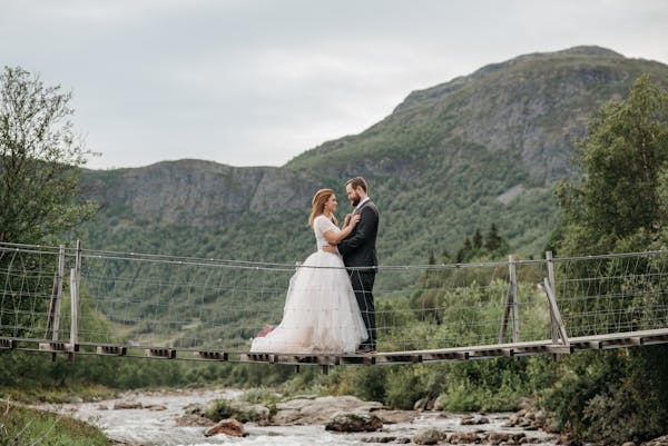 Hiking Marriage Dress